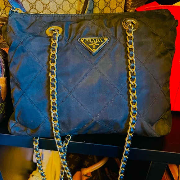 Authentic Prada - Picture 2 of 6